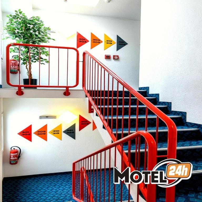 24h Hotel 2*